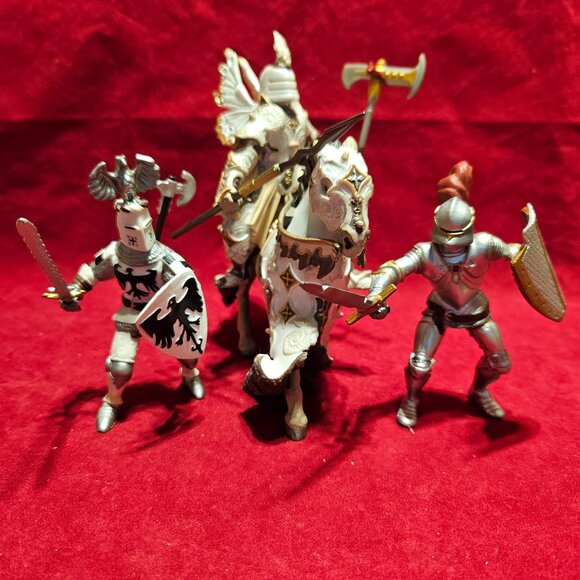 Papo Knights - Picture 1 of 16